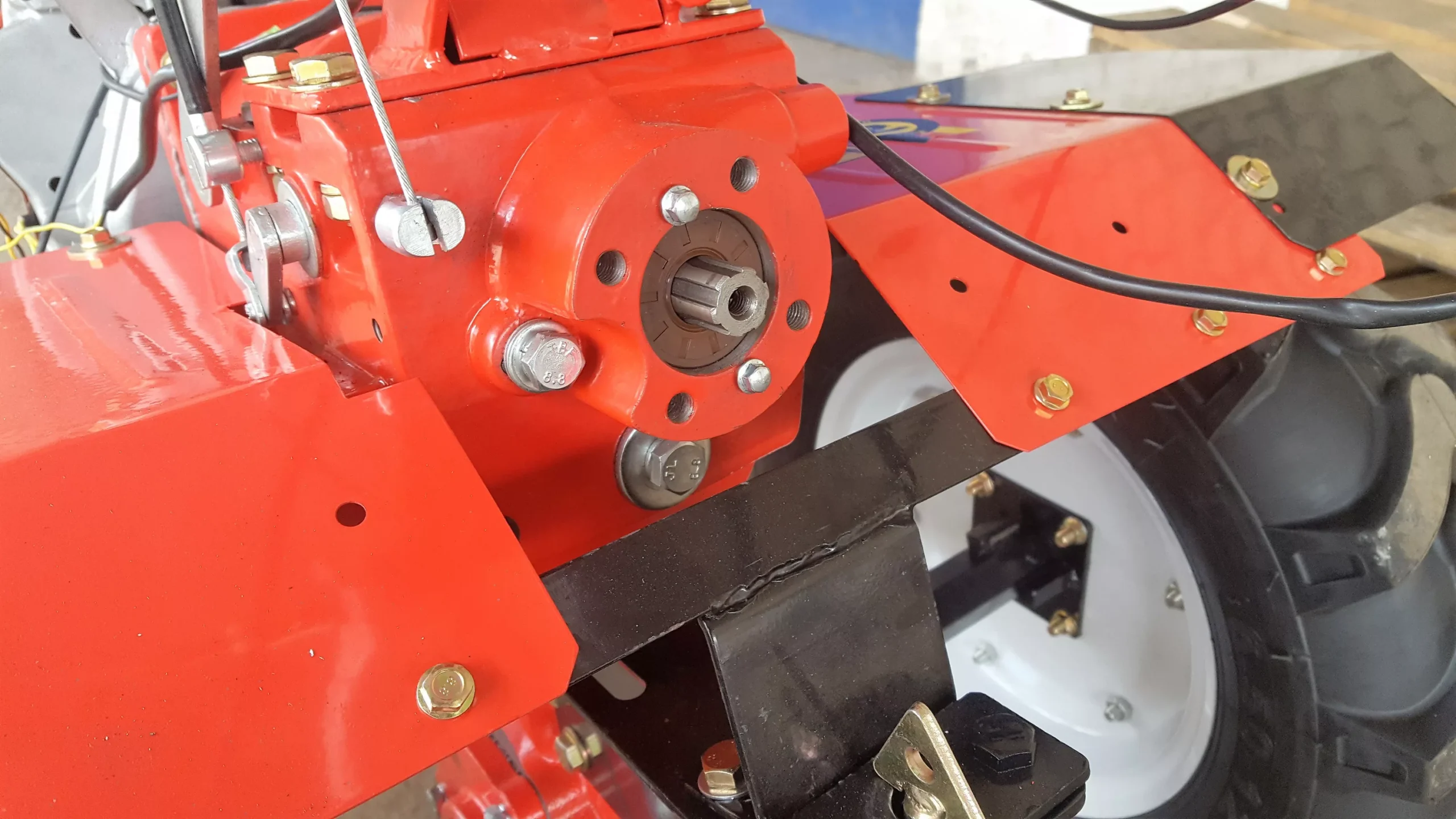 Пониженная передача в мотоблоке: когда и почему она необходима